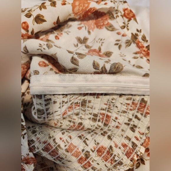 NWT Reformation Reign Top in Foliage Size 12 - Picture 7 of 10